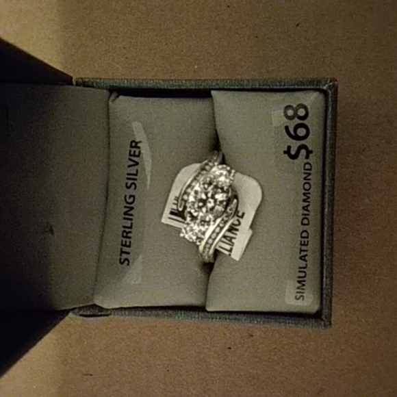 New Sterling Silver ring size 7 - Picture 2 of 2